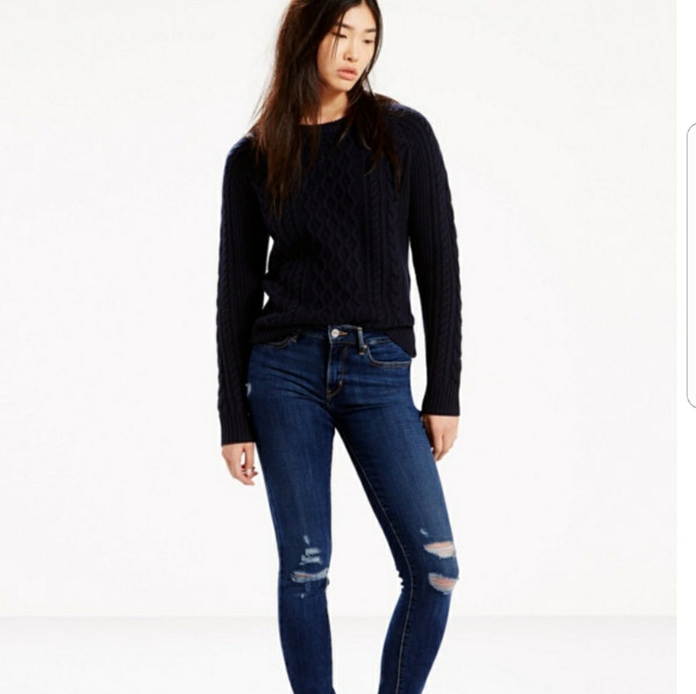 Levis 711 Skinny Jeans 💙